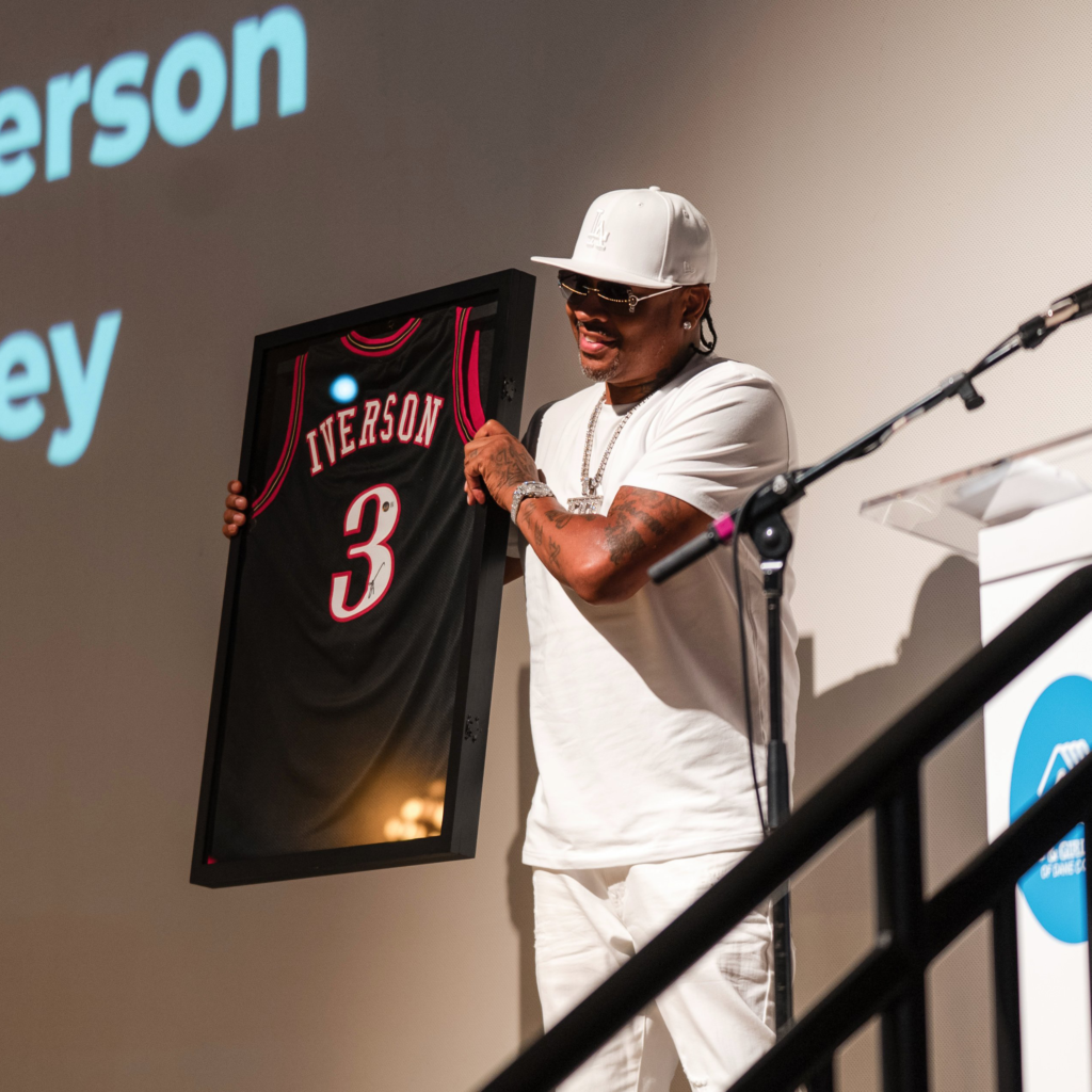 paul-geroCOMM2025_0621_WhiteParty_BGCDC_170_f